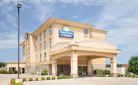 Days Inn And Suites Russellville Ar